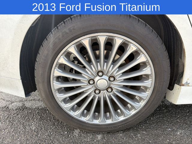 Thumbnail: 2013 Ford Fusion - 8