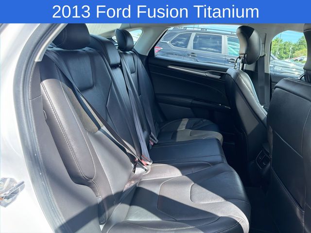 Thumbnail: 2013 Ford Fusion - 25