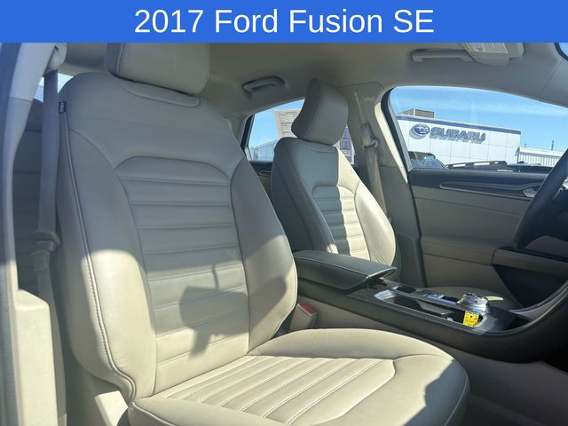 Thumbnail: 2017 Ford Fusion - 11