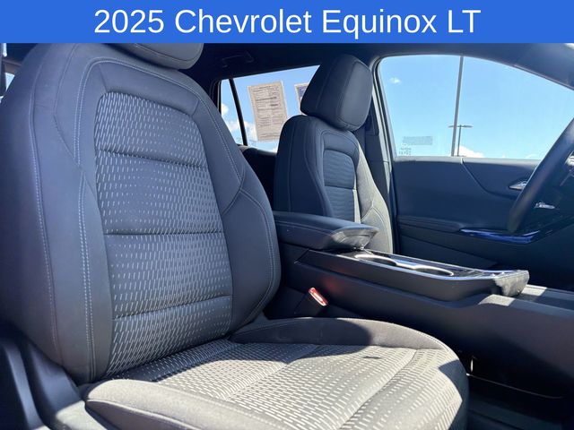 Thumbnail: 2025 Chevrolet Equinox - 11