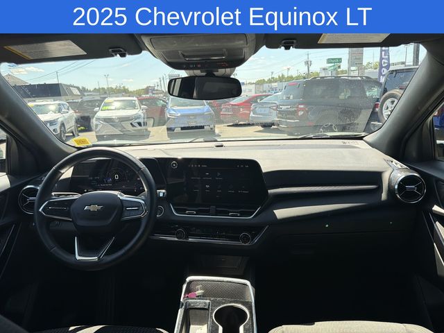 Thumbnail: 2025 Chevrolet Equinox - 9