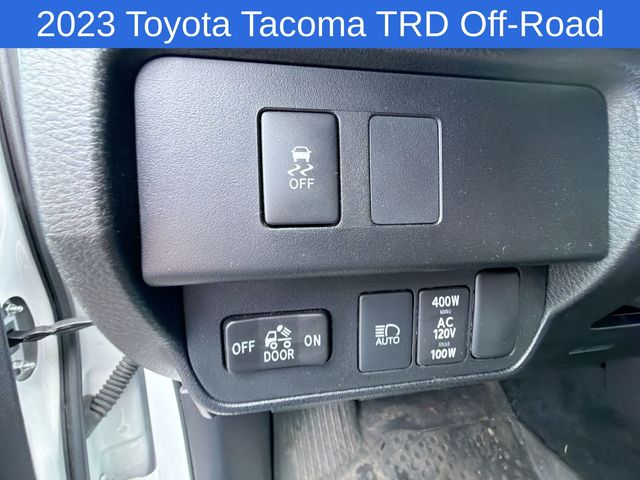 Thumbnail: 2023 Toyota Tacoma - 15