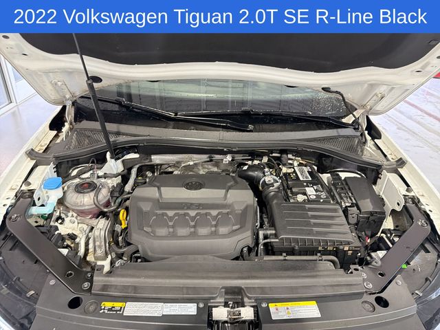 Thumbnail: 2022 Volkswagen Tiguan - 9
