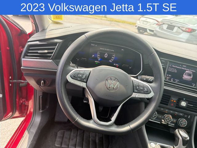 Thumbnail: 2023 Volkswagen Jetta - 9