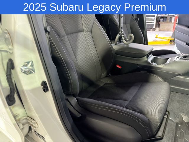 Thumbnail: 2025 Subaru Legacy - 12