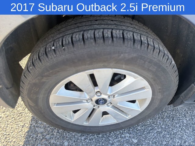 Thumbnail: 2017 Subaru Outback - 10