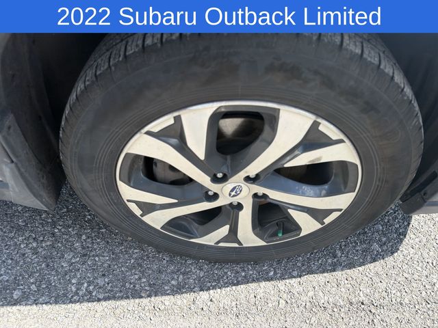 Thumbnail: 2022 Subaru Outback - 17