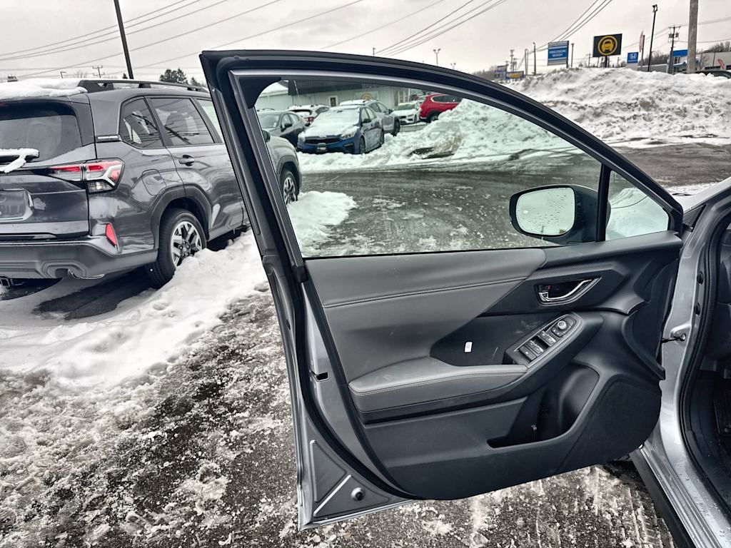 2025 Subaru Crosstrek Limited 24