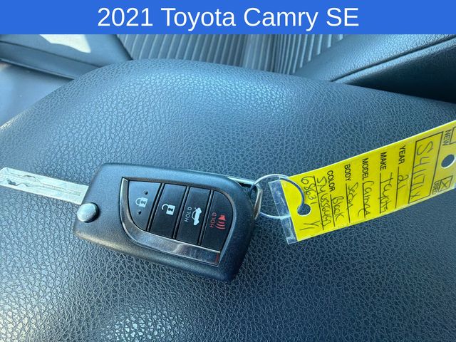 Thumbnail: 2021 Toyota Camry - 13