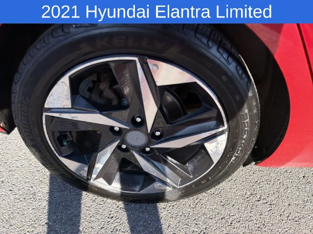 Thumbnail: 2021 Hyundai Elantra - 6