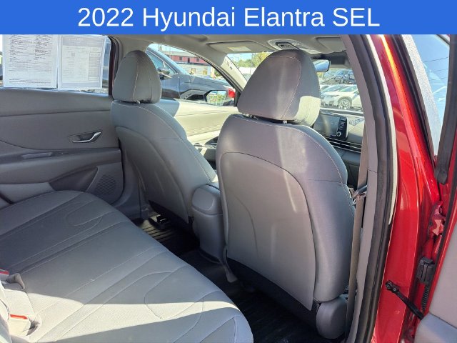 Thumbnail: 2022 Hyundai Elantra - 11