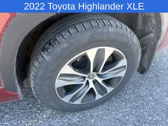Thumbnail: 2022 Toyota Highlander - 14