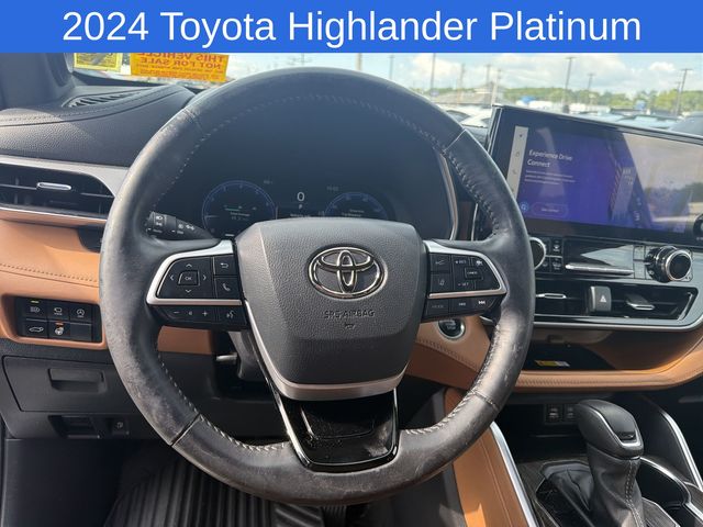 Thumbnail: 2024 Toyota Highlander - 6