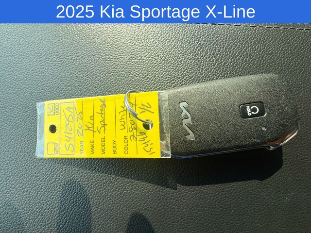 Thumbnail: 2025 Kia Sportage - 12