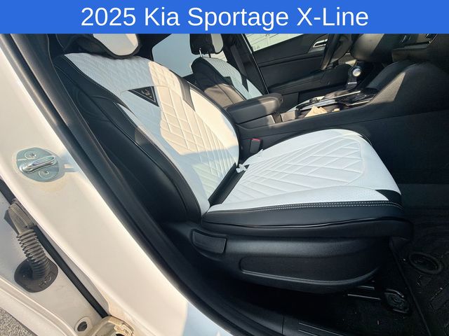 Thumbnail: 2025 Kia Sportage - 7