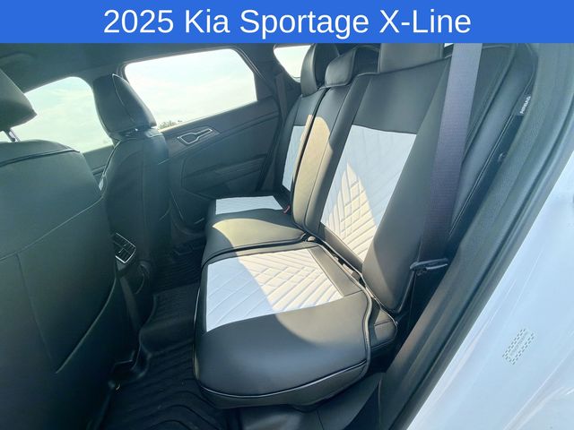 Thumbnail: 2025 Kia Sportage - 10