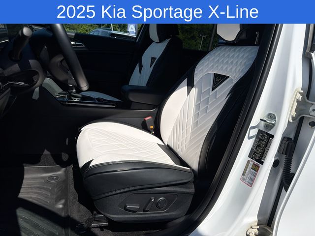 Thumbnail: 2025 Kia Sportage - 13