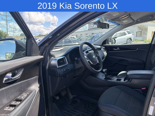 Thumbnail: 2019 Kia Sorento - 2