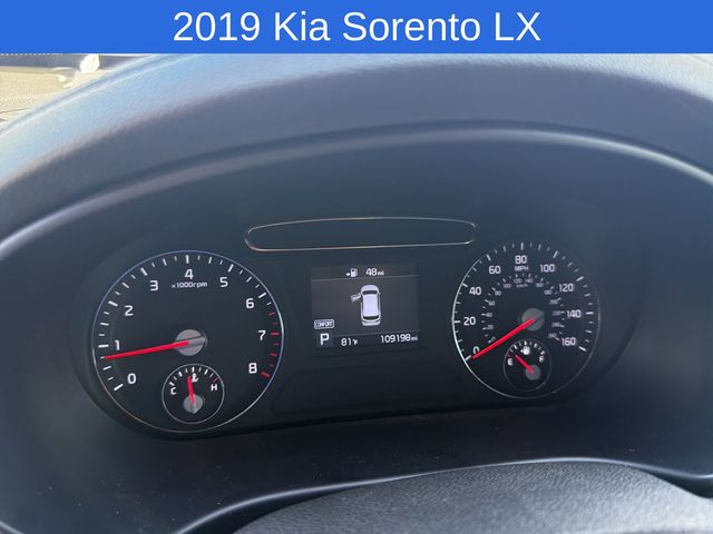 Thumbnail: 2019 Kia Sorento - 13