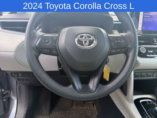 Thumbnail: 2024 Toyota Corolla Cross - 2