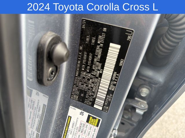 Thumbnail: 2024 Toyota Corolla Cross - 19