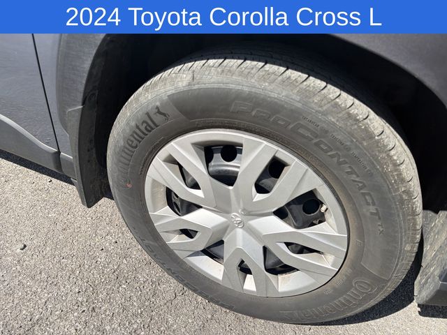 Thumbnail: 2024 Toyota Corolla Cross - 17