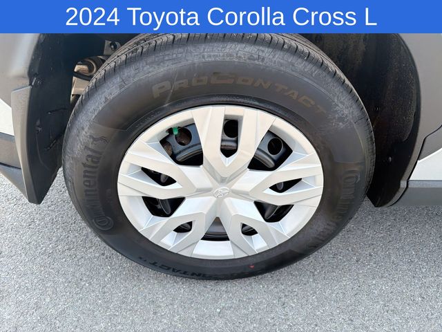 Thumbnail: 2024 Toyota Corolla Cross - 8