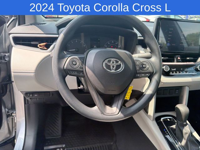 Thumbnail: 2024 Toyota Corolla Cross - 14