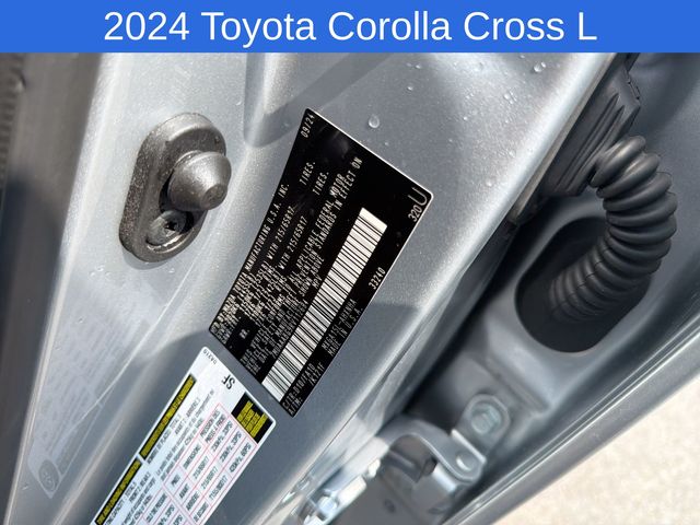 Thumbnail: 2024 Toyota Corolla Cross - 27