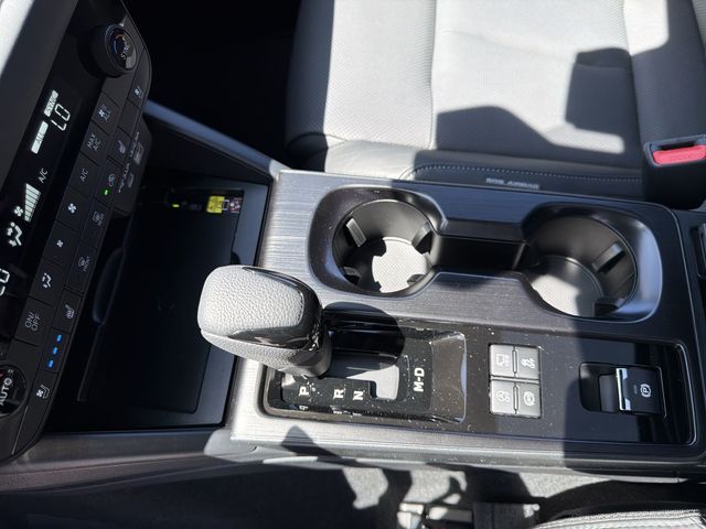 Thumbnail: 2026 Subaru Outback - 14
