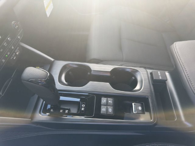 Thumbnail: 2026 Subaru Outback - 10
