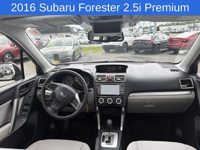 Thumbnail: 2016 Subaru Forester - 9