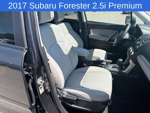 Thumbnail: 2017 Subaru Forester - 12