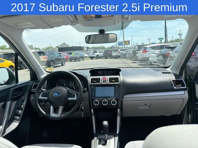 Thumbnail: 2017 Subaru Forester - 10