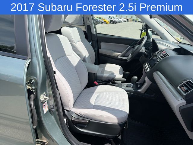 Thumbnail: 2017 Subaru Forester - 12