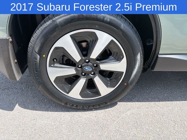 Thumbnail: 2017 Subaru Forester - 8
