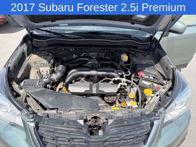 Thumbnail: 2017 Subaru Forester - 9