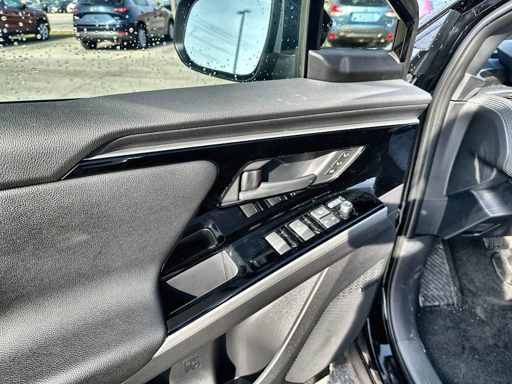 Thumbnail: 2024 Subaru Solterra - 22