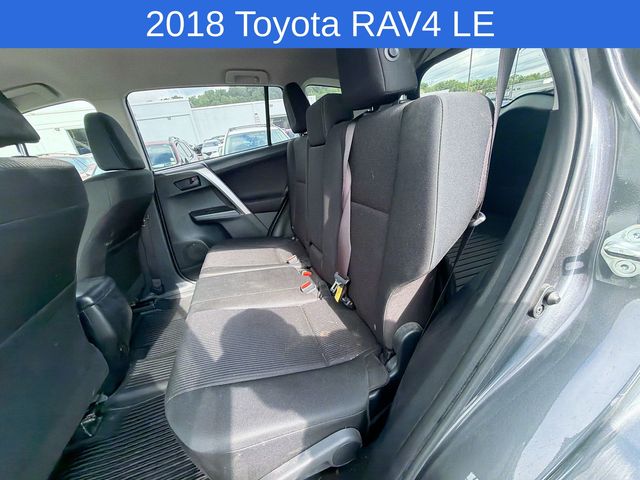 Thumbnail: 2018 Toyota RAV4 - 18