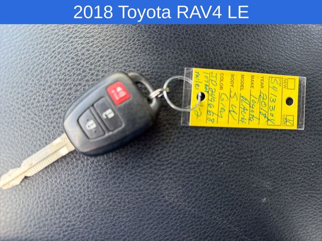 Thumbnail: 2018 Toyota RAV4 - 15