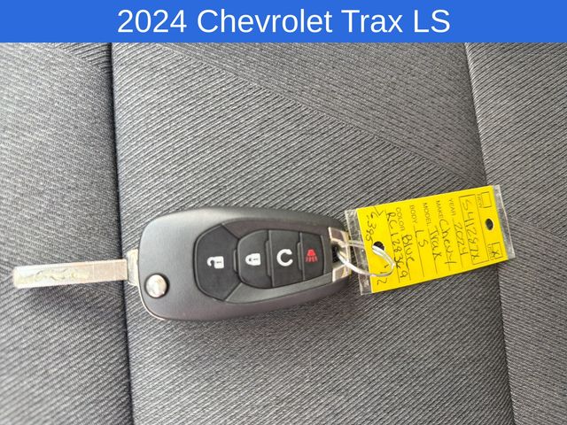 Thumbnail: 2024 Chevrolet Trax - 12