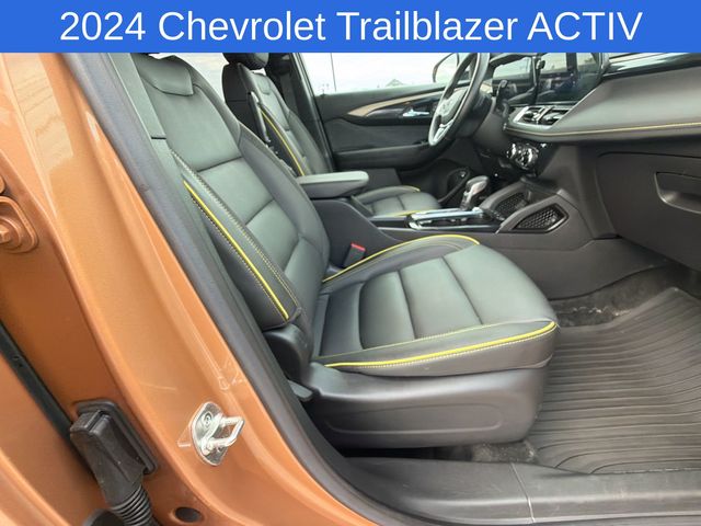 Thumbnail: 2024 Chevrolet TrailBlazer - 12