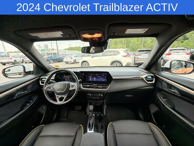 Thumbnail: 2024 Chevrolet TrailBlazer - 2