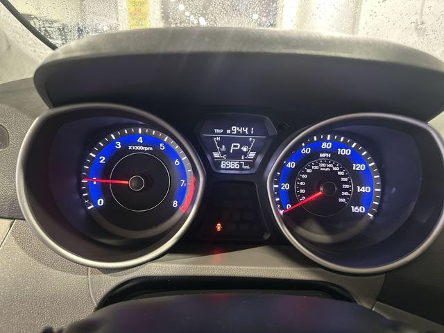 Thumbnail: 2016 Hyundai Elantra - 14