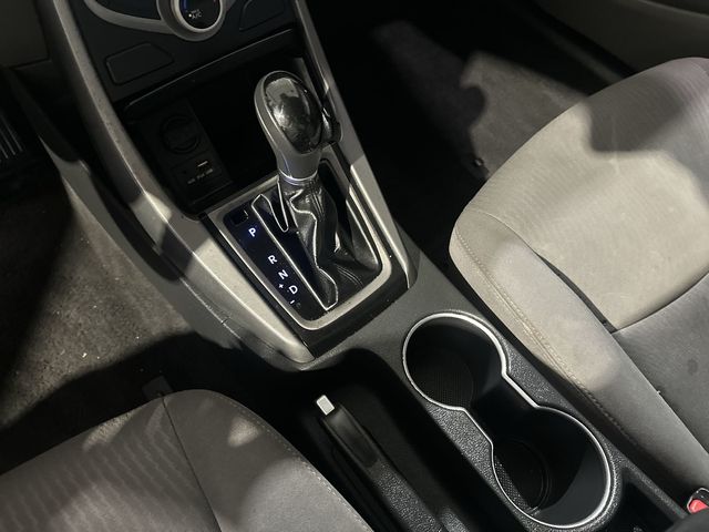 Thumbnail: 2016 Hyundai Elantra - 28