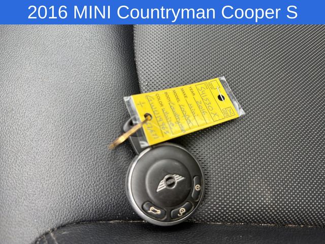 Thumbnail: 2016 MINI Cooper Countryman - 8