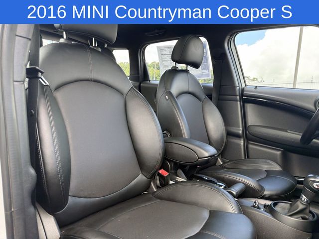 Thumbnail: 2016 MINI Cooper Countryman - 12