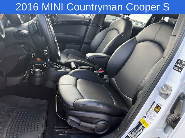 Thumbnail: 2016 MINI Cooper Countryman - 11