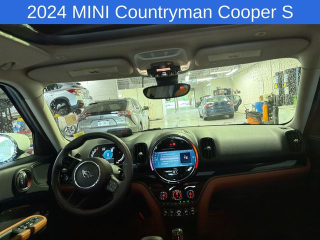 Thumbnail: 2024 MINI Cooper Countryman - 2