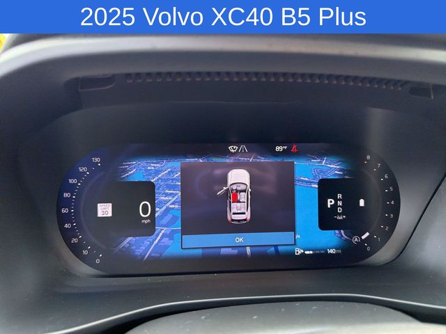 Thumbnail: 2025 Volvo XC40 - 15